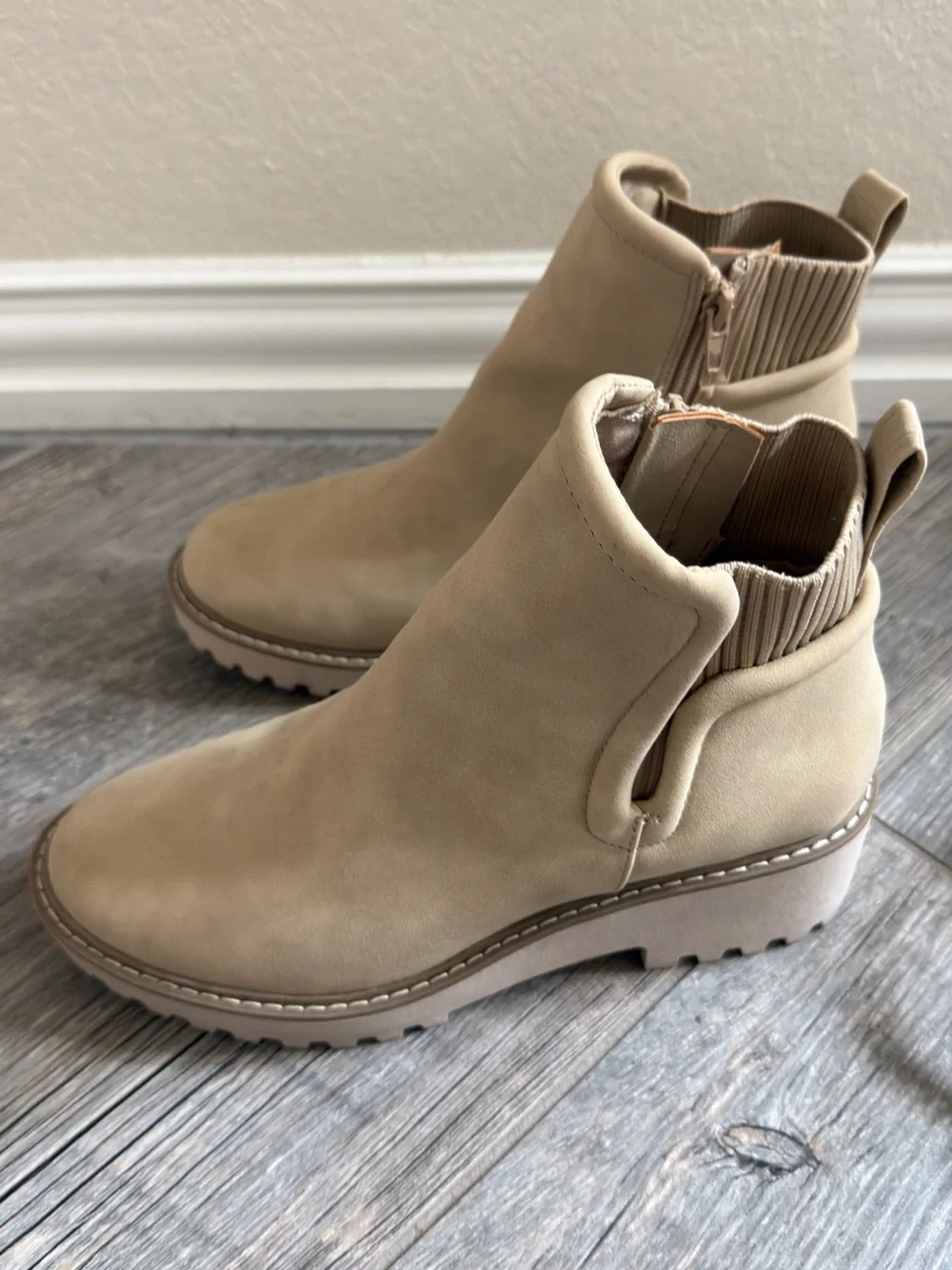 Time and Tru Classic Women's Ankle Boots in Light Beige